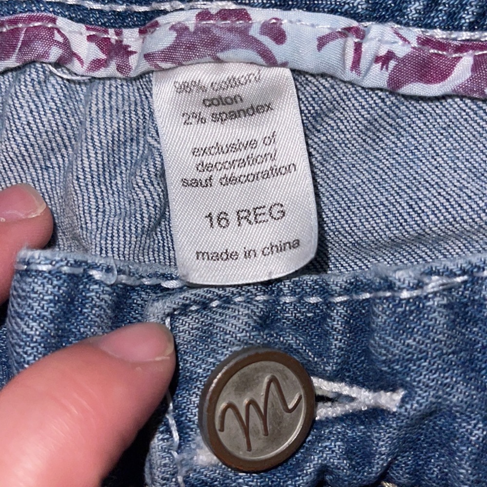 Maurices women’s jeans - Picture 3 of 3